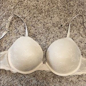 Victoria’s Secret Biofit Lace Push Up Bra